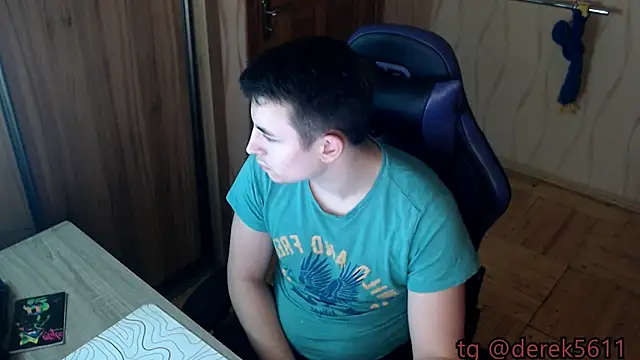 Snapshot of bigmark033 chatting on 11-30-25, 06:56 bigmark033 online show from 11-30-25, 06:56