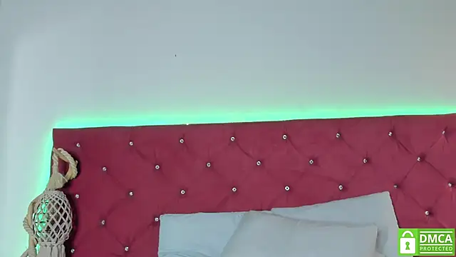 Ruth harvey  online show from 12-26-24, 06:22