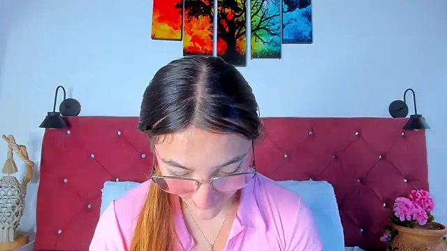 Snapshot of Ruth_harvey_ chatting on 11-07-25, 01:44 Ruth harvey online show from 11-07-25, 01:44