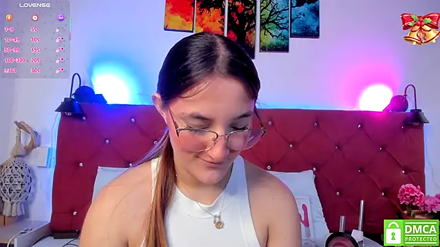 Snapshot of Ruth_harvey_ chatting on 12-02-25, 02:01 Ruth harvey online show from 12-02-25, 02:01