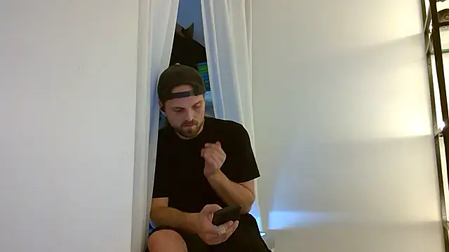 VitaminmanFL online show from 03-10-25, 01:12