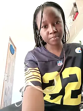 Snapshot of carenic chatting on 10-14-25, 02:51 carenic online show from 10-14-25, 02:51