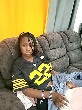 Snapshot of carenic chatting on 10-22-25, 05:56 carenic online show from 10-22-25, 05:56