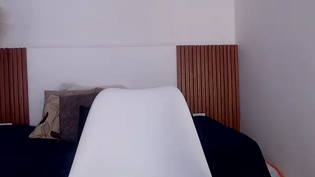 Dakotagloss online show from 03-13-25, 09:26