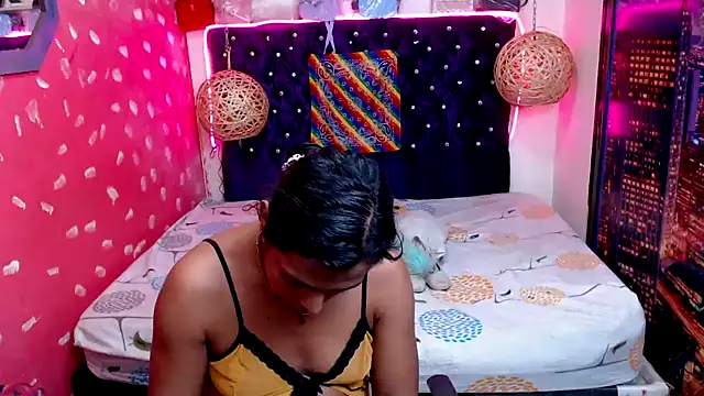 EmilyTsSweet online show from 01-30-25, 02:25