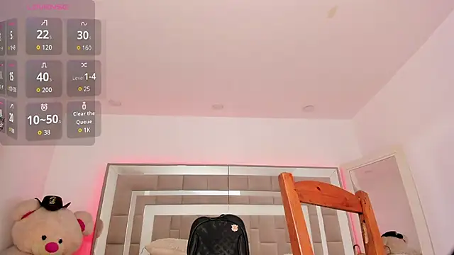 Nicolle foxy online show from 10-15-25, 12:49