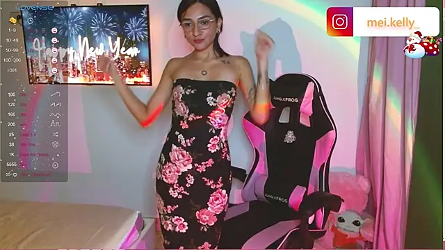 Snapshot of Mei_Kelly chatting on 12-31-24, 01:57 Mei Kelly online show from 12-31-24, 01:57