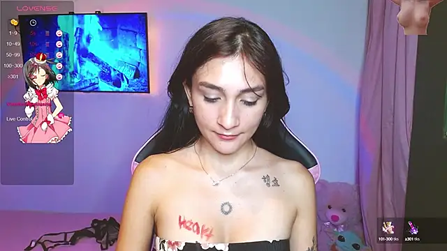 Snapshot of Mei_Kelly chatting on 02-06-25, 02:55 Mei Kelly online show from 02-06-25, 02:55