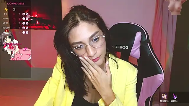 Snapshot of Mei_Kelly chatting on 02-07-25, 12:20 Mei Kelly online show from 02-07-25, 12:20