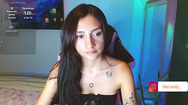 Snapshot of Mei_Kelly chatting on 10-04-25, 02:09 Mei Kelly online show from 10-04-25, 02:09