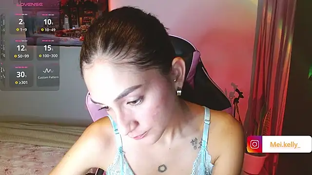 Snapshot of Mei_Kelly chatting on 10-23-25, 02:11 Mei Kelly online show from 10-23-25, 02:11