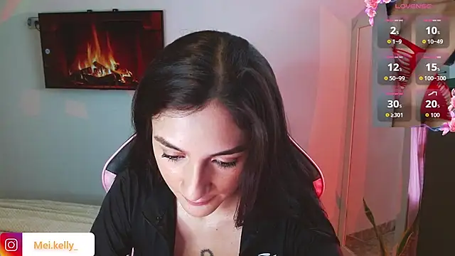 Snapshot of Mei_Kelly chatting on 11-08-25, 09:13 Mei Kelly online show from 11-08-25, 09:13