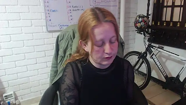 ViioletaMora online show from 02-13-25, 10:33