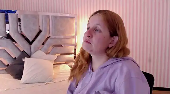 ViioletaMora online show from 02-23-25, 08:55