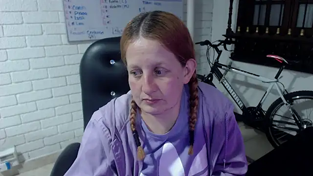 ViioletaMora online show from 02-28-25, 12:54