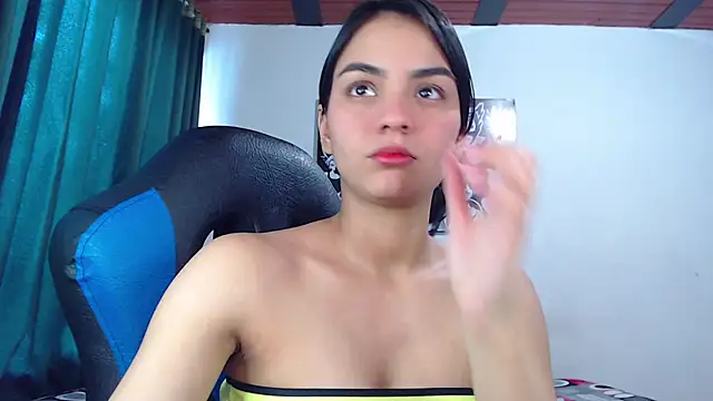 Ariel Zeo1 online show from 12-13-24, 08:04