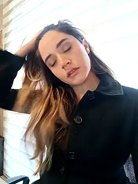 Snapshot of maliciaworld chatting on 12-17-24, 09:16 maliciaworld online show from 12-17-24, 09:16