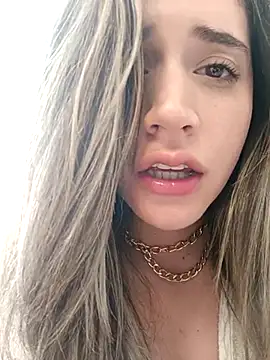 Snapshot of maliciaworld chatting on 02-22-25, 05:02 maliciaworld online show from 02-22-25, 05:02