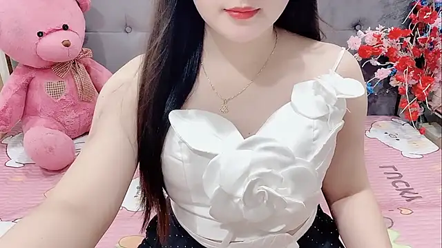 Snapshot of Funikio chatting on 11-04-25, 02:54 Funikio online show from 11-04-25, 02:54