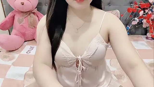 Snapshot of Funikio chatting on 11-12-25, 02:56 Funikio online show from 11-12-25, 02:56