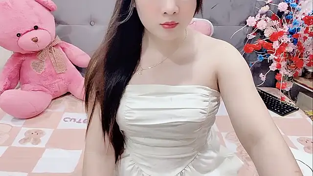 Snapshot of Funikio chatting on 12-04-25, 02:26 Funikio online show from 12-04-25, 02:26