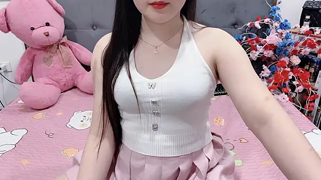 Funikio online show from 04-22-26, 01:23