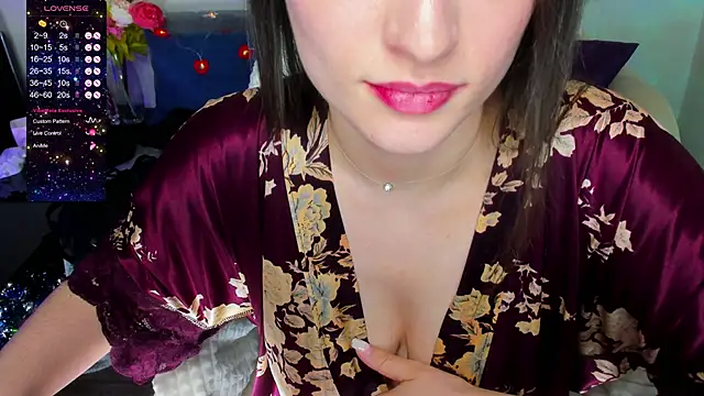 Snapshot of Camilla__one__ chatting on 01-18-25, 05:31 Camilla  one   online show from 01-18-25, 05:31