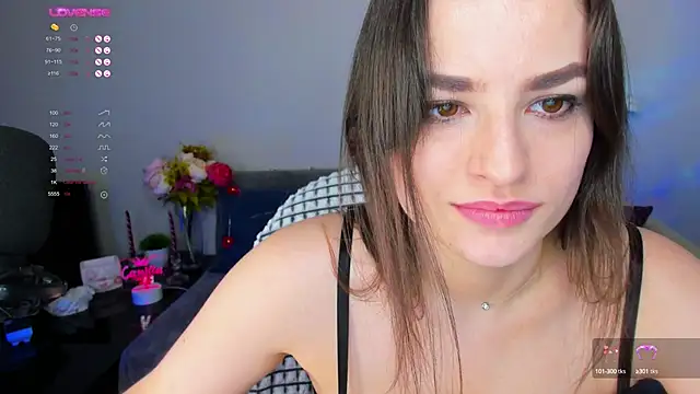 Snapshot of Camilla__one__ chatting on 02-12-25, 07:44 Camilla  one   online show from 02-12-25, 07:44