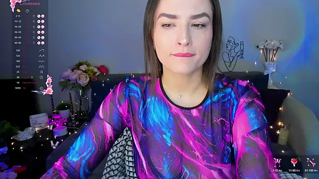 Snapshot of Camilla__one__ chatting on 02-27-25, 01:27 Camilla  one   online show from 02-27-25, 01:27