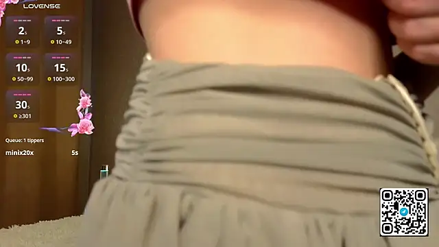 Snapshot of oliviabr0wn0 chatting on 03-15-25, 02:03 oliviabr0wn0 online show from 03-15-25, 02:03