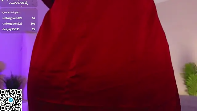 Snapshot of oliviabr0wn0 chatting on 11-13-25, 02:10 oliviabr0wn0 online show from 11-13-25, 02:10