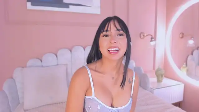 maddy brookss online show from 01-04-25, 03:18