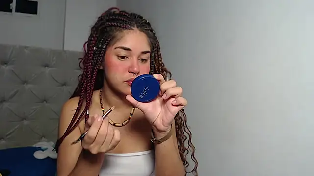 Snapshot of Melody_phillips2 chatting on 09-09-25, 09:42 Melody phillips2 online show from 09-09-25, 09:42