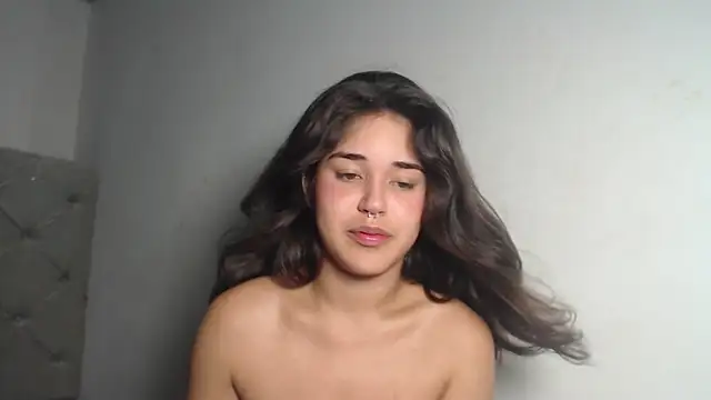 Snapshot of Melody_phillips2 chatting on 11-11-25, 10:10 Melody phillips2 online show from 11-11-25, 10:10