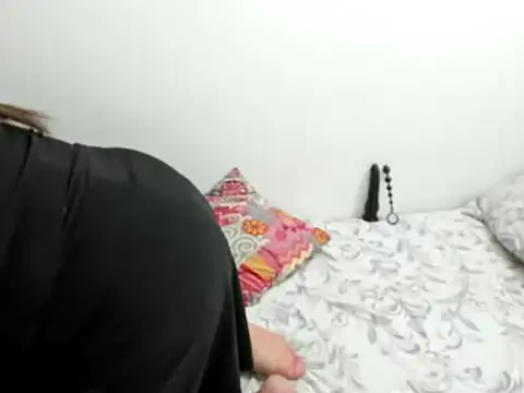 Snapshot of MonicaGarcia_ chatting on 01-21-25, 11:03 MonicaGarcia online show from 01-21-25, 11:03