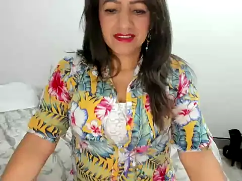 Snapshot of MonicaGarcia_ chatting on 03-01-25, 09:18 MonicaGarcia online show from 03-01-25, 09:18