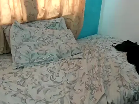 Snapshot of MonicaGarcia_ chatting on 03-18-25, 08:26 MonicaGarcia online show from 03-18-25, 08:26