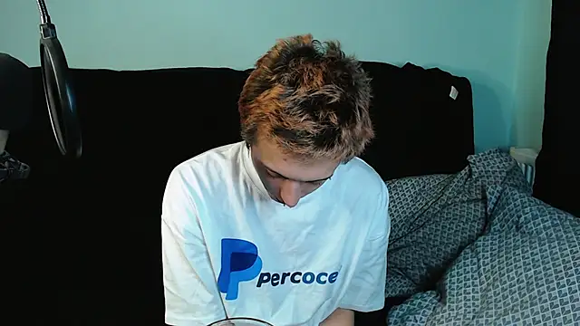 Snapshot of axxxturel chatting on 12-03-24, 01:52 axxxturel online show from 12-03-24, 01:52