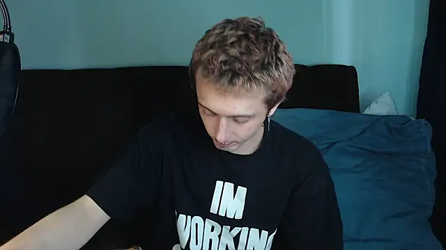 Snapshot of axxxturel chatting on 12-10-24, 11:00 axxxturel online show from 12-10-24, 11:00