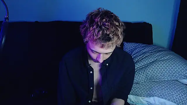 Snapshot of axxxturel chatting on 12-13-24, 03:54 axxxturel online show from 12-13-24, 03:54