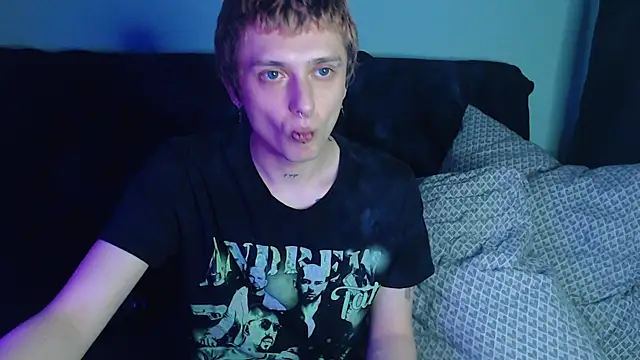 Snapshot of axxxturel chatting on 12-30-24, 03:57 axxxturel online show from 12-30-24, 03:57