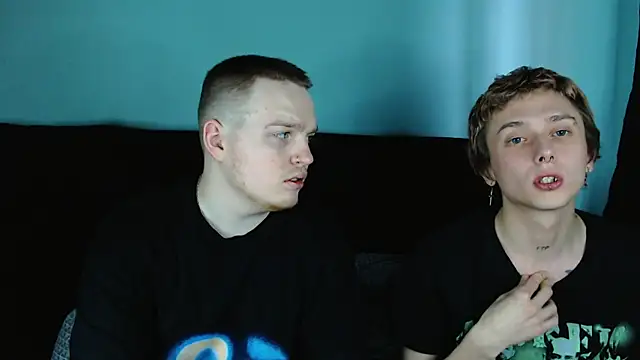 Snapshot of axxxturel chatting on 01-06-25, 10:13 axxxturel online show from 01-06-25, 10:13