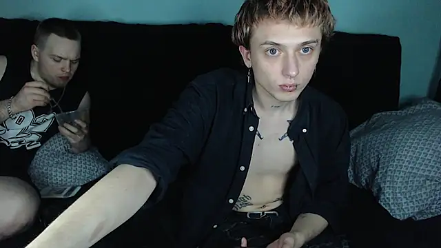 Snapshot of axxxturel chatting on 01-07-25, 12:13 axxxturel online show from 01-07-25, 12:13