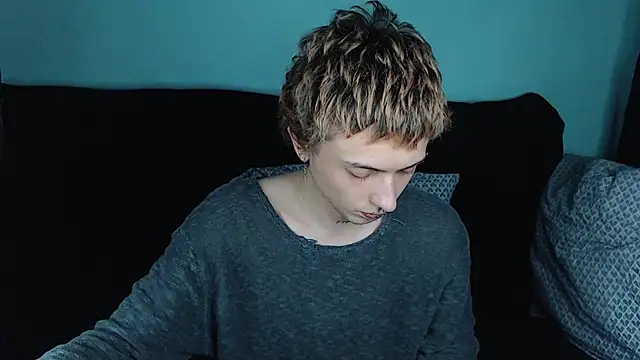 Snapshot of axxxturel chatting on 01-10-25, 04:22 axxxturel online show from 01-10-25, 04:22