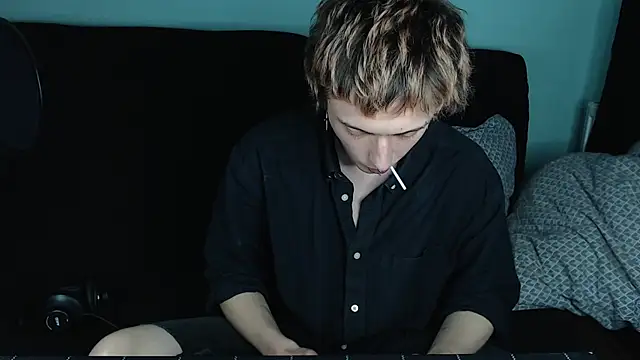 Snapshot of axxxturel chatting on 01-26-25, 12:05 axxxturel online show from 01-26-25, 12:05