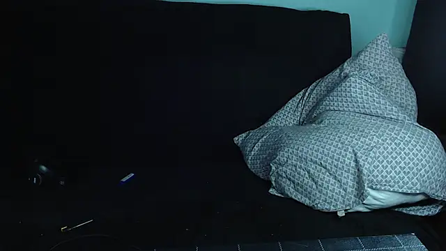 Snapshot of axxxturel chatting on 01-28-25, 01:39 axxxturel online show from 01-28-25, 01:39