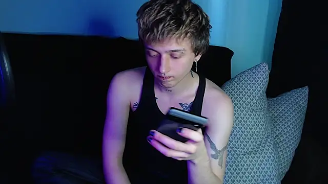 Snapshot of axxxturel chatting on 02-22-25, 06:06 axxxturel online show from 02-22-25, 06:06