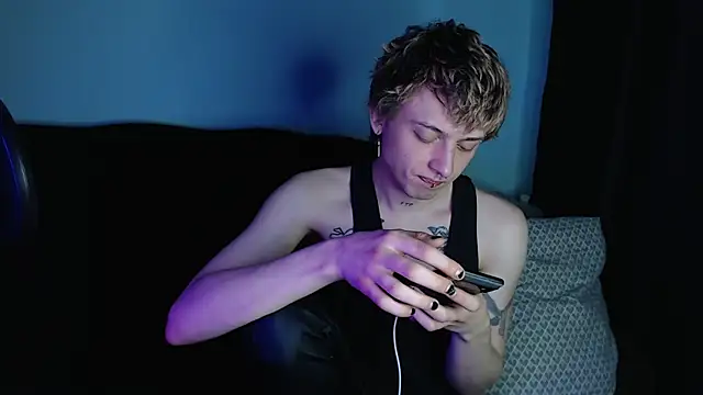 Snapshot of axxxturel chatting on 02-26-25, 04:36 axxxturel online show from 02-26-25, 04:36