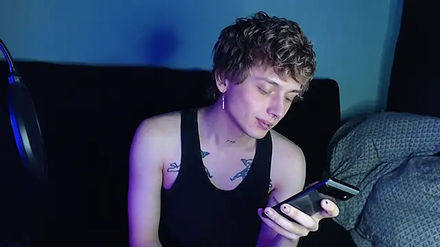 Snapshot of axxxturel chatting on 03-12-25, 09:56 axxxturel online show from 03-12-25, 09:56