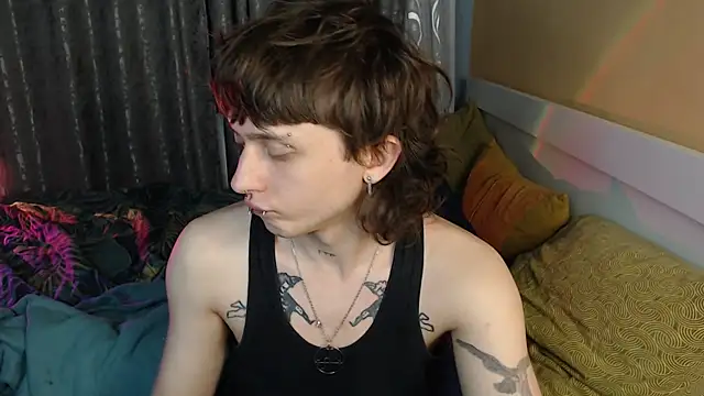 Snapshot of axxxturel chatting on 11-15-25, 08:49 axxxturel online show from 11-15-25, 08:49